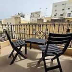 & Bright Free Wi-fi *