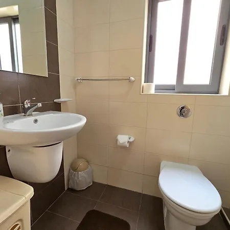 & Bright Free Wi-fi Apartman