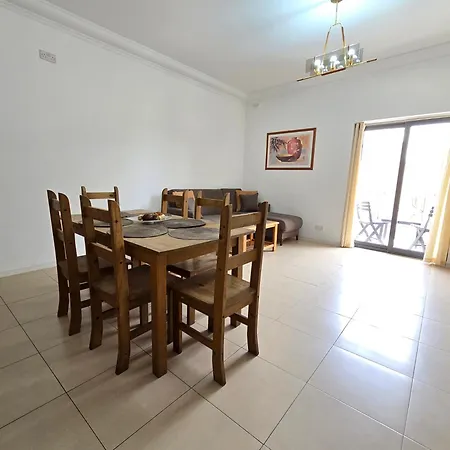 & Bright Free Wi-fi San Pawl il-Baħar