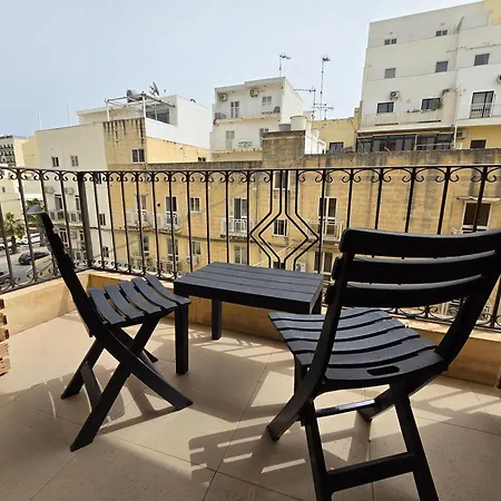 & Bright Free Wi-fi *