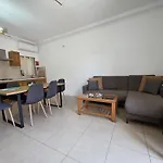& Bright Free Wi-fi Appartement *