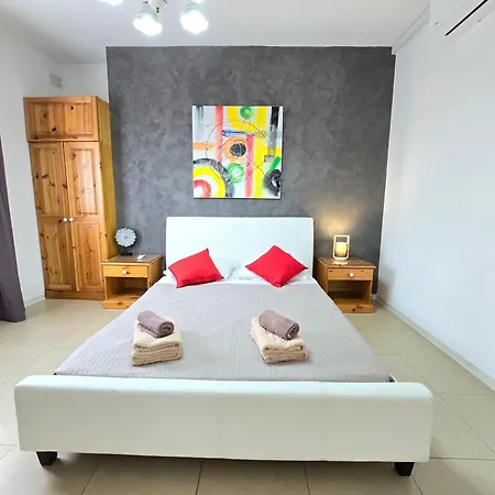 & Bright Free Wi-fi * San Pawl il-Baħar