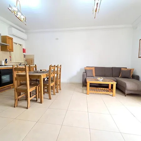 Apartment & Bright Free Wi-fi *